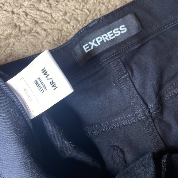 Express Black High Rise Jegging Never Worn no tags - Picture 3 of 3